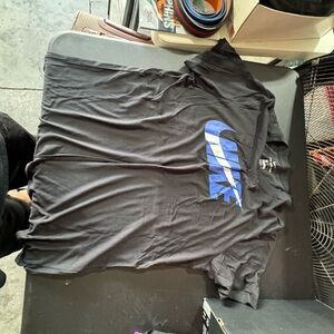 Nike tee shirt